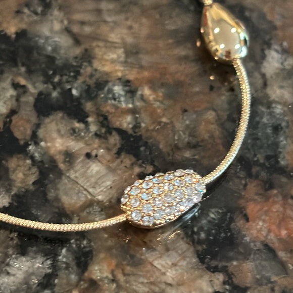 NWT Lauren Ralph Lauren Gold Tone Crystal Pave Pear Collar Necklace - Picture 7 of 7